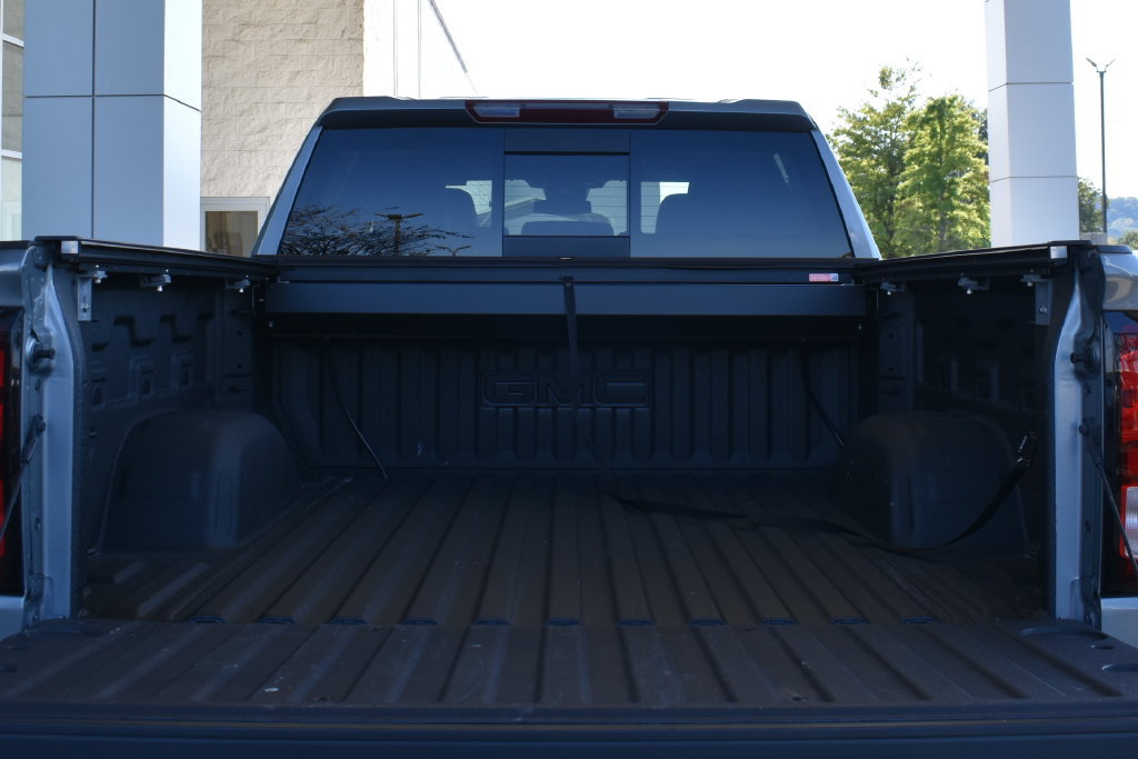 Used 2026 GMC Sierra 1500 Elevation w/ Elevation Premium Package AWD/4WD image 11