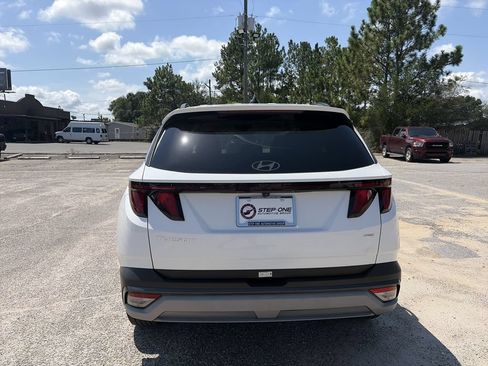 Used 2025 Hyundai Tucson SEL AWD/4WD image 5