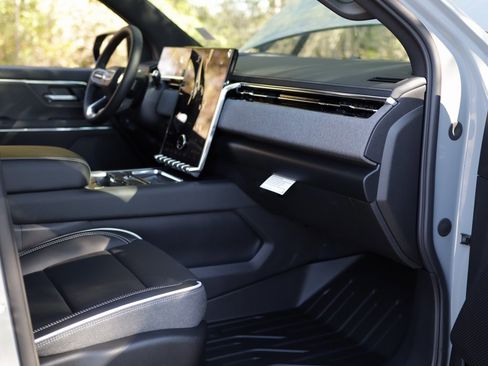 New 2026 GMC Sierra EV Elevation image 35