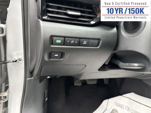 Used 2023 Nissan Sentra SV image 17