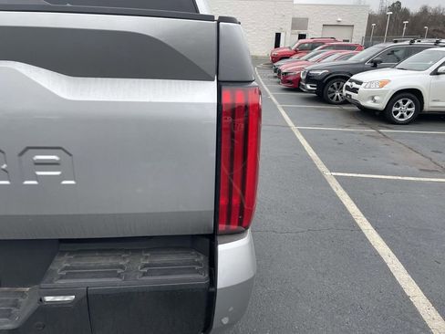 Used 2024 Toyota Tundra Limited image 18