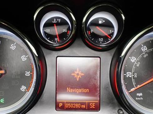 Used 2019 Buick Cascada Premium image 13