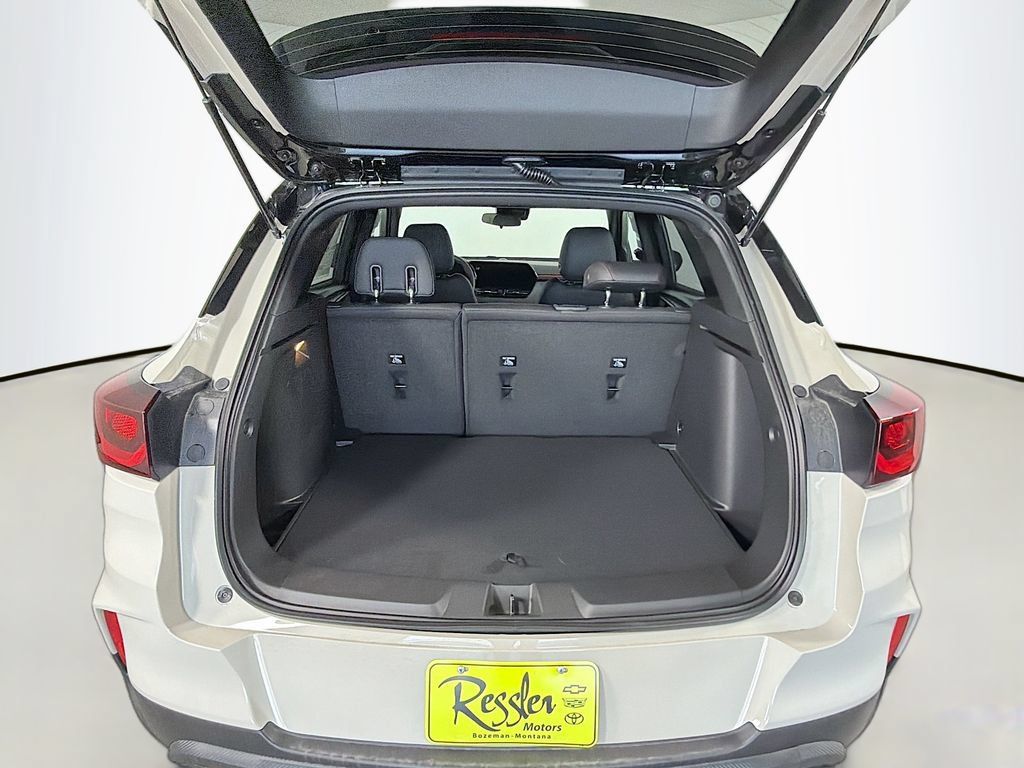 New 2026 Chevrolet TrailBlazer RS AWD/4WD image 20
