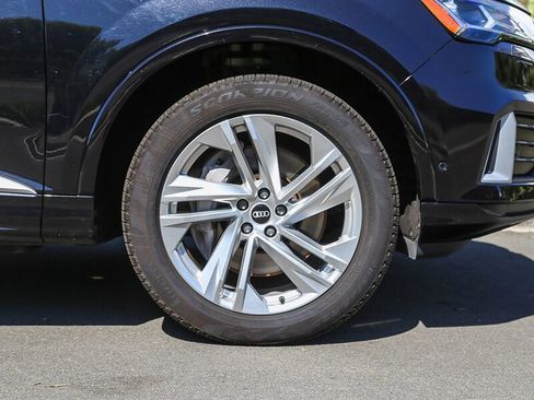 Used 2021 Audi Q7 2.0T Premium w/ Convenience Package image 12