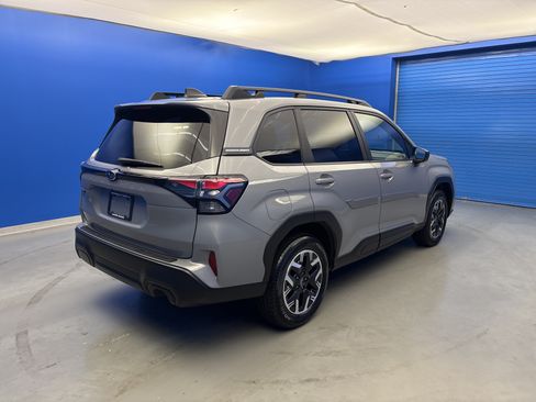 Certified 2026 Subaru Forester Premium AWD/4WD image 7