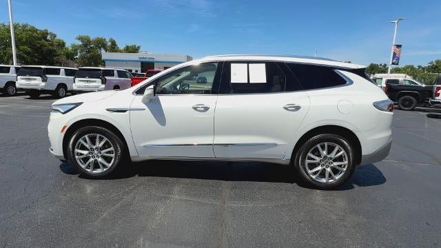 Certified 2023 Buick Enclave Essence w/ Experience Buick Package FWD image 5