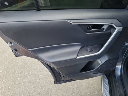 Used 2023 Toyota RAV4 LE FWD image 9