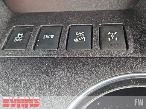 Used 2016 Toyota Highlander XLE AWD/4WD image 11