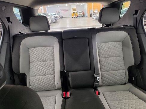 Used 2018 Chevrolet Equinox LS FWD image 34