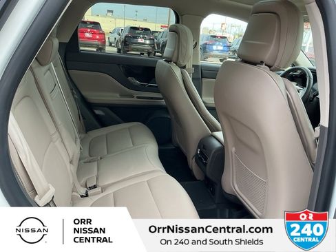 Used 2024 Lincoln Corsair Grand Touring w/ Equipment Group 302A image 12