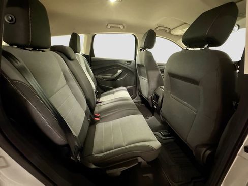 Used 2017 Ford Escape S image 30