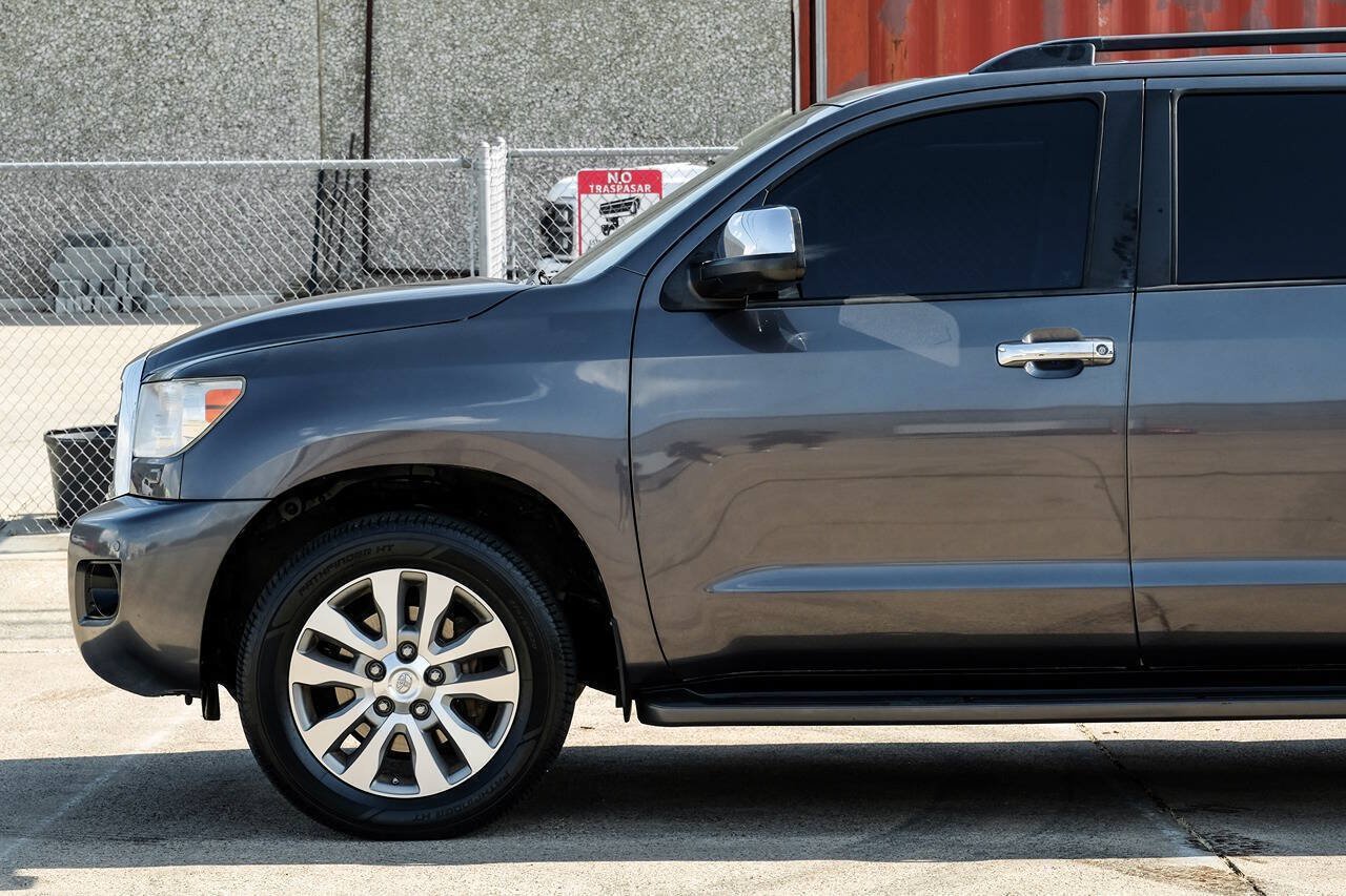 Used 2015 Toyota Sequoia Limited AWD/4WD image 17