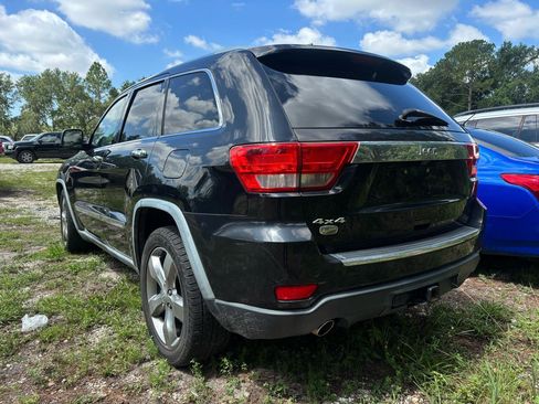 Used 2011 Jeep Grand Cherokee Overland AWD/4WD image 4