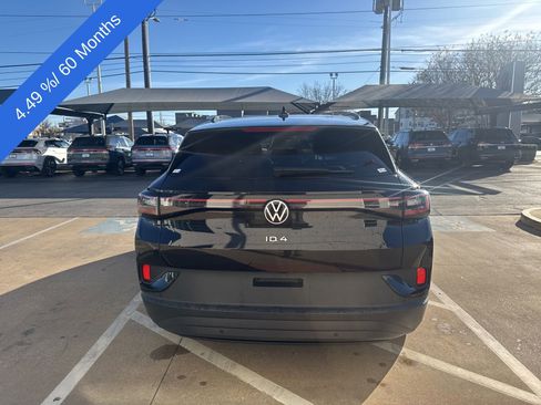 Used 2023 Volkswagen ID.4 Pro image 4