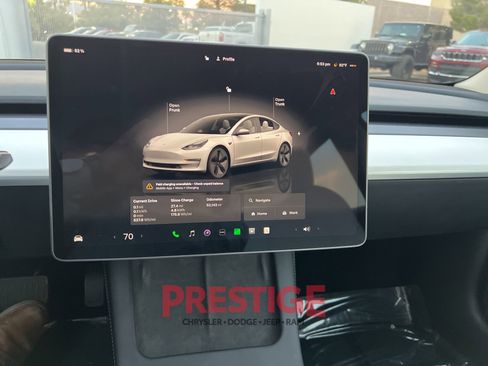 Used 2023 Tesla Model 3 Standard Range image 34