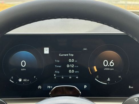 New 2026 Hyundai Tucson Limited FWD image 18
