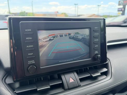 Used 2019 Toyota RAV4 LE image 20