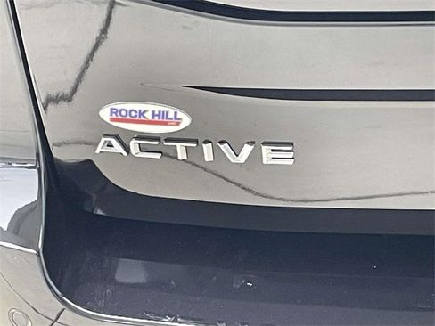 Used 2025 Ford Expedition Active image 8