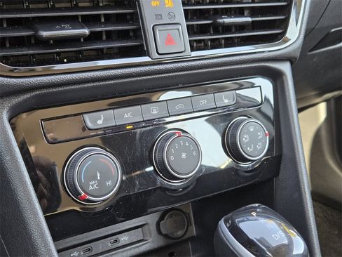 Used 2024 Volkswagen Taos S image 21