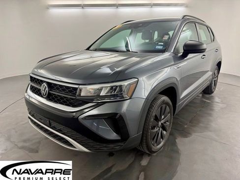 Used 2024 Volkswagen Taos S image 4