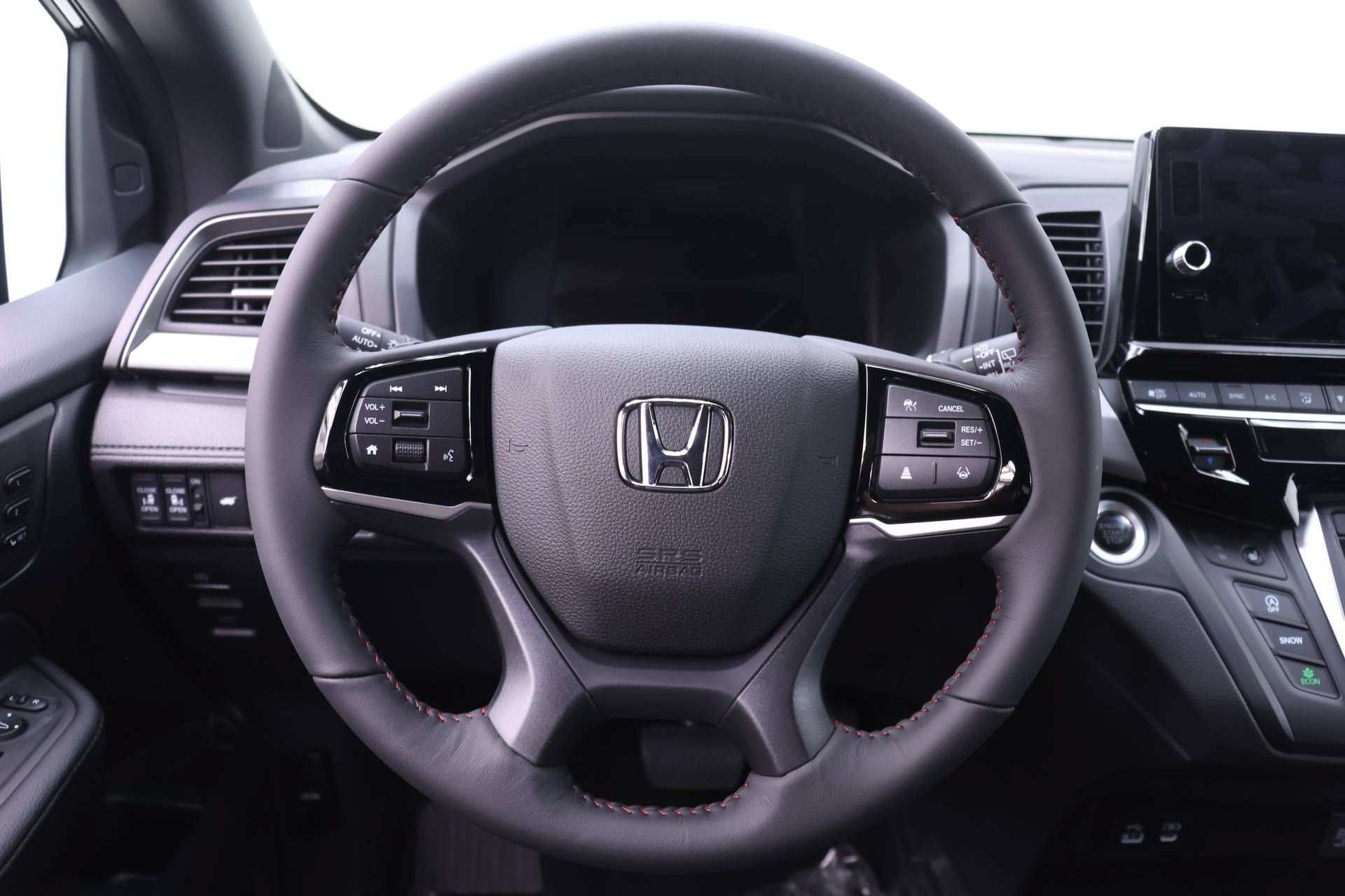 Used 2026 Honda Odyssey Sport-L image 13