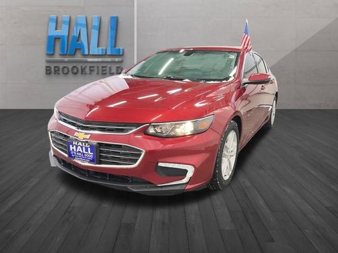 Used 2016 Chevrolet Malibu LT image 1