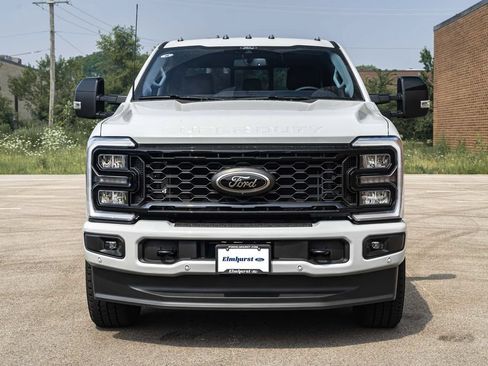 New 2026 Ford F250 Lariat w/ Black Appearance Package AWD/4WD image 8