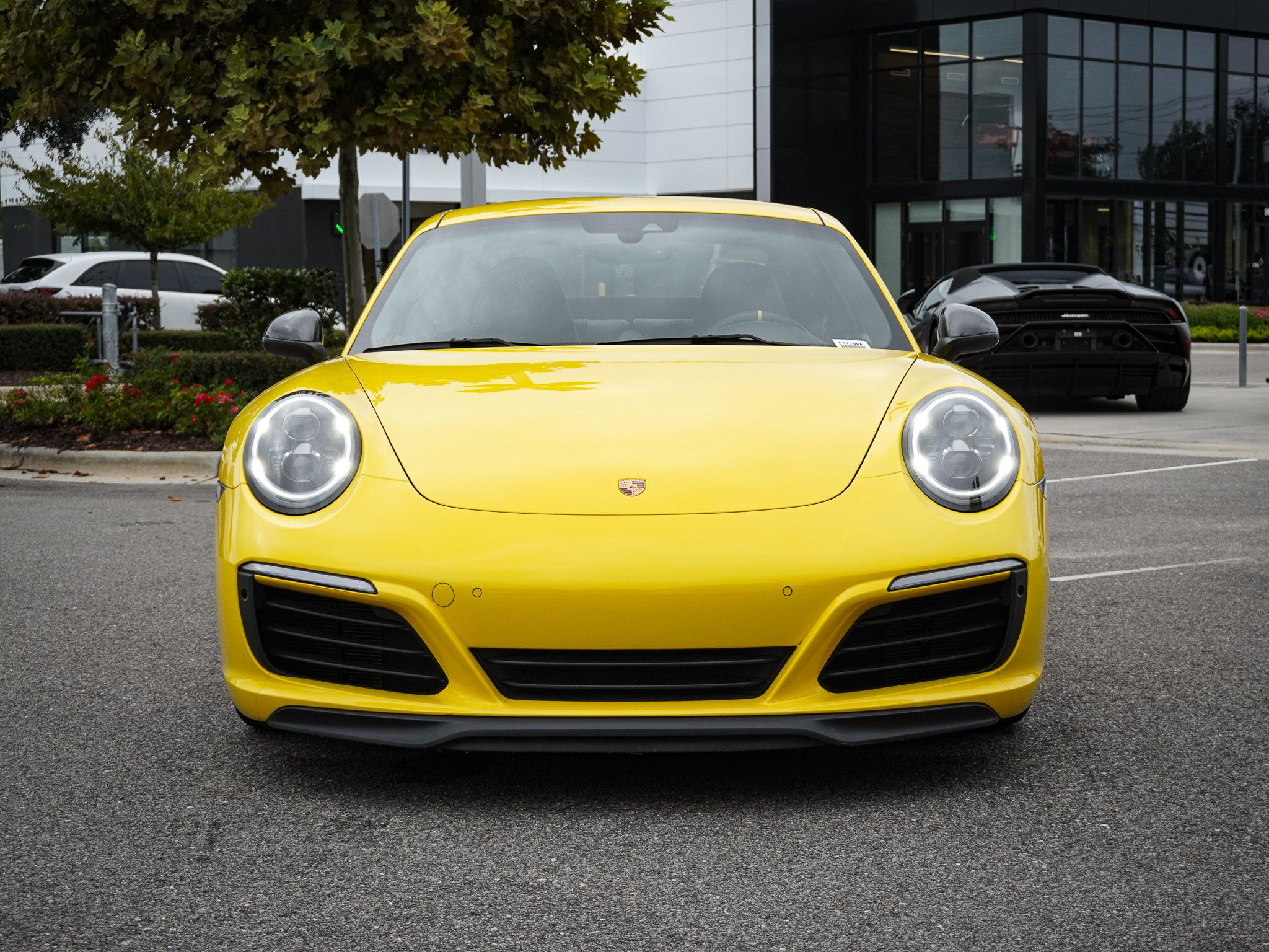 Used 2018 Porsche 911 Carrera T RWD image 3