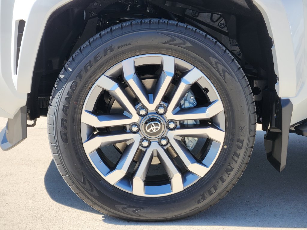 New 2026 Toyota 4Runner Limited AWD/4WD image 10