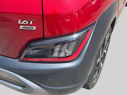 Used 2022 Hyundai Kona Limited AWD/4WD image 10