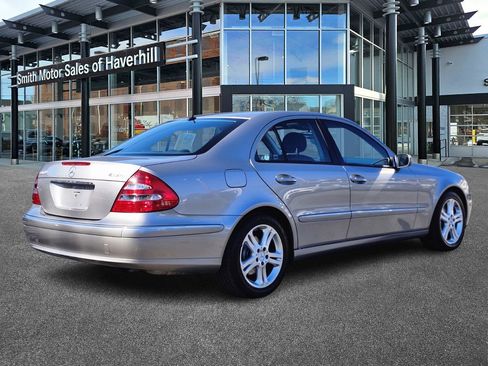 Used 2004 Mercedes-Benz E 500 4MATIC Sedan image 5