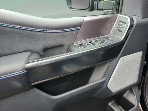 New 2026 Ford F250 Platinum AWD/4WD image 16