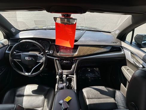 Used 2020 Cadillac XT6 Premium Luxury AWD/4WD image 22