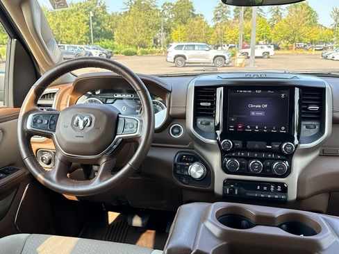Used 2021 RAM 1500 Laramie AWD/4WD image 27