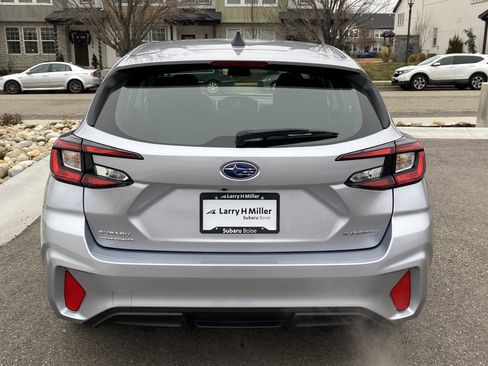 Used 2024 Subaru Impreza 2.0i Sport image 5