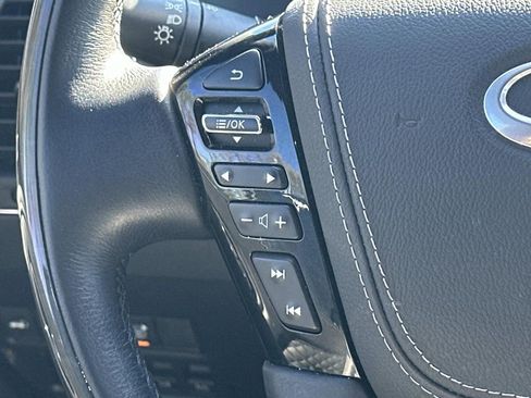 Used 2024 INFINITI QX80 Sensory image 28