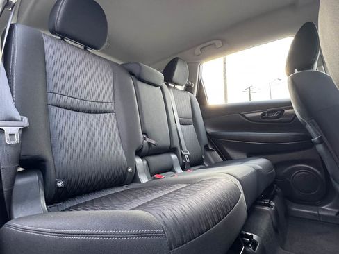 Used 2020 Nissan Rogue S AWD/4WD image 33