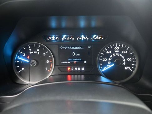 Used 2019 Ford F150 XLT w/ Equipment Group 302A Luxury AWD/4WD image 18
