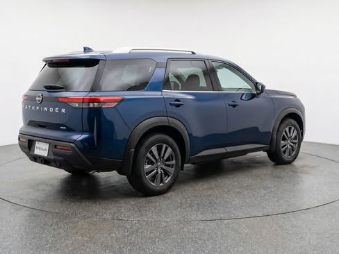 Used 2025 Nissan Pathfinder SV FWD image 9