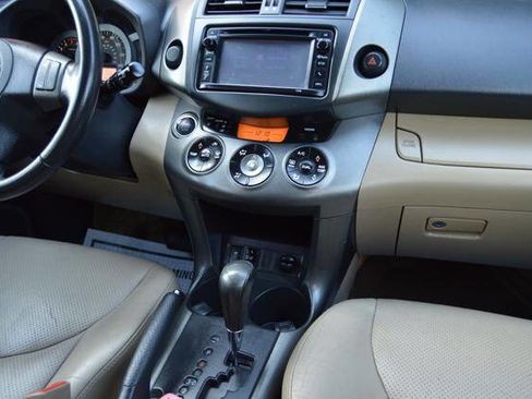 Used 2012 Toyota RAV4 Limited image 19
