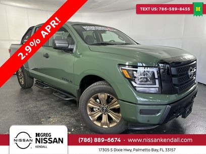 New 2024 Nissan Titan SV w/ SV Bronze Edition Package