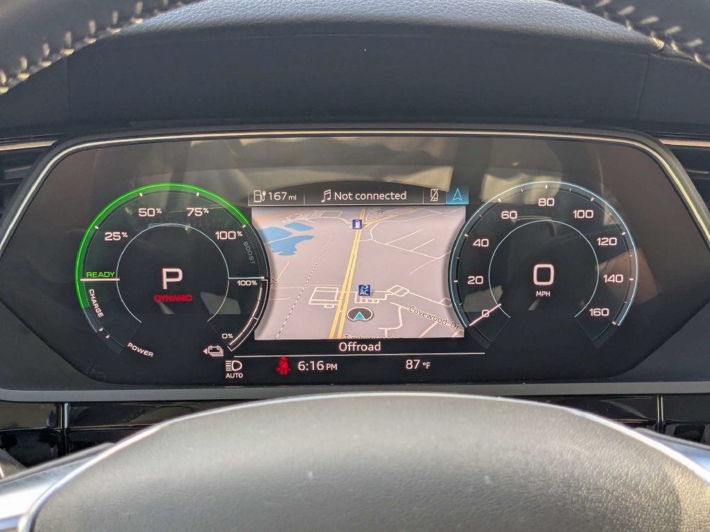 Used 2019 Audi e-tron Premium Plus AWD/4WD image 38