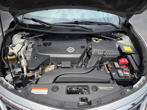 Used 2015 Nissan Altima 2.5 S w/ Power Driver Seat Package FWD image 7