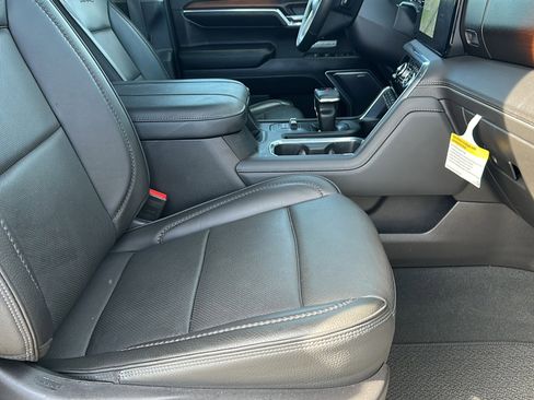 Used 2024 GMC Sierra 1500 Denali w/ Denali Reserve Package image 23