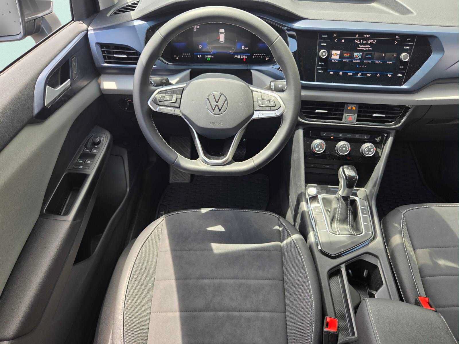 Used 2023 Volkswagen Taos SE FWD image 13