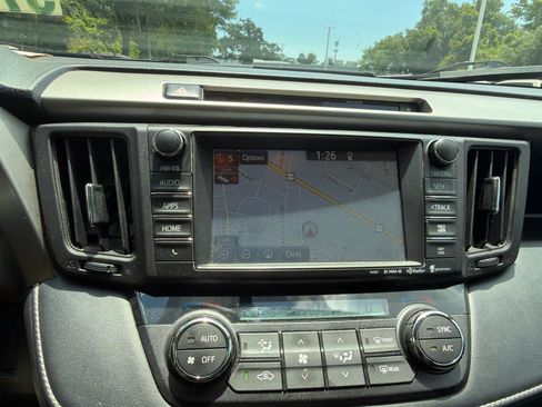 Used 2016 Toyota RAV4 XLE FWD image 30
