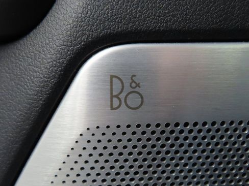 Used 2024 Ford F150 Lariat w/ Equipment Group 502A High image 69