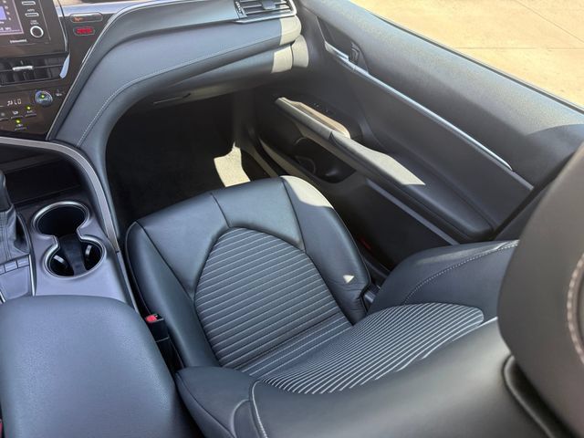 Used 2024 Toyota Camry SE FWD image 25