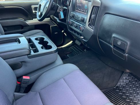 Used 2018 Chevrolet Silverado 1500 LT w/ All Star Edition AWD/4WD image 16