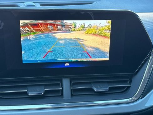 New 2026 Chevrolet Trax LT w/ Sunroof Package image 19